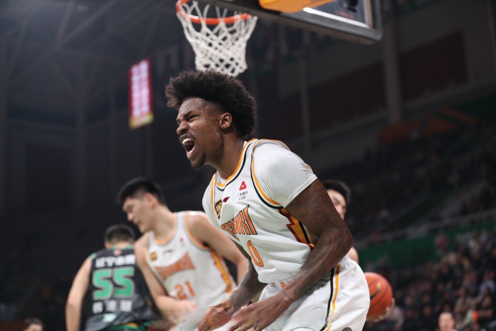 包含清晨多伦多猛龙备战欧篮联,主帅复盘细节曝光,信心回归,心理建设被强调的词条 包含清晨多伦多猛龙备战欧篮联,主帅复盘细节曝光,信心回归,心理建设被强调的词条